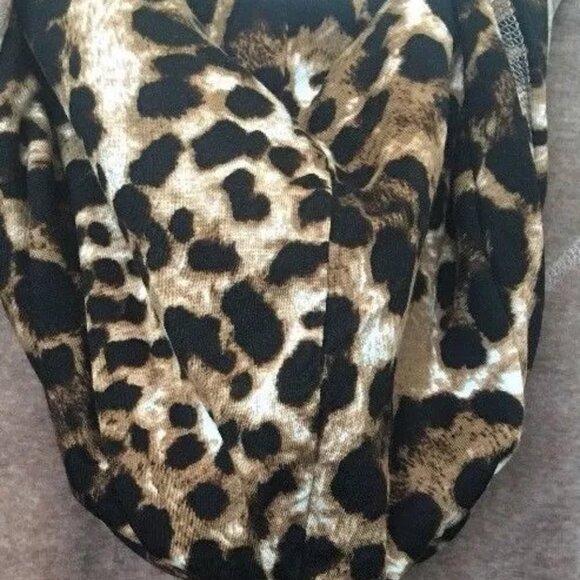 Calvin Klein Woman's Tan Hooded Front-Zip Velour Hoodie (M) - Picture 5 of 5